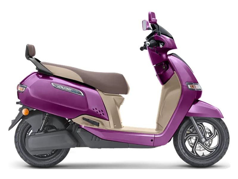 iQube S 4.7 kWh Magnifecence Purple Biege