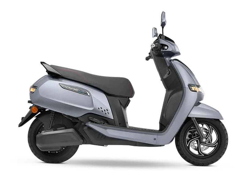 iQube STD 2.2 kWh Titanium Grey