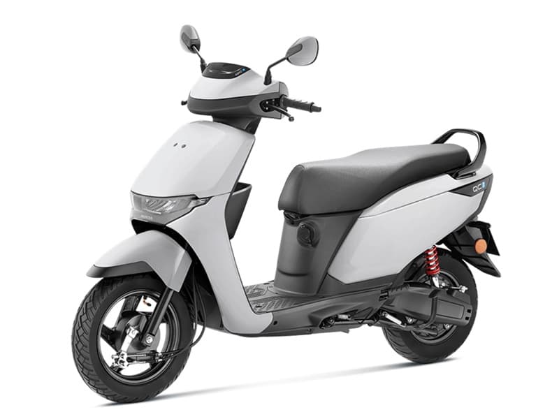 QC1 STD Matt Pearl Misty White